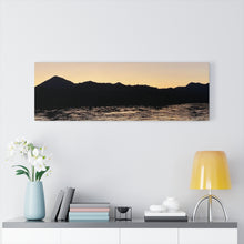 Load image into Gallery viewer, 𝐃𝐲𝐢𝐧𝐠 𝐋𝐢𝐠𝐡𝐭