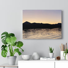 Load image into Gallery viewer, 𝐃𝐲𝐢𝐧𝐠 𝐋𝐢𝐠𝐡𝐭